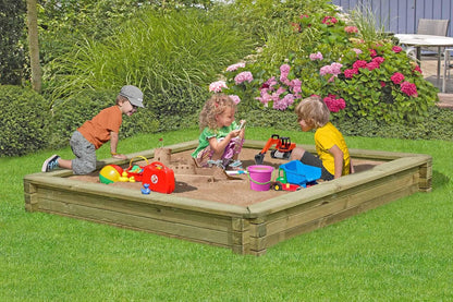 Sandkasten 180 x 180 cm aus Kiefer KDI – Massiver Holzsandkasten aus 7 x 7 cm Kantholz